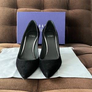 Beautiful Stuart Weitzman Black Suede Pumps size 8